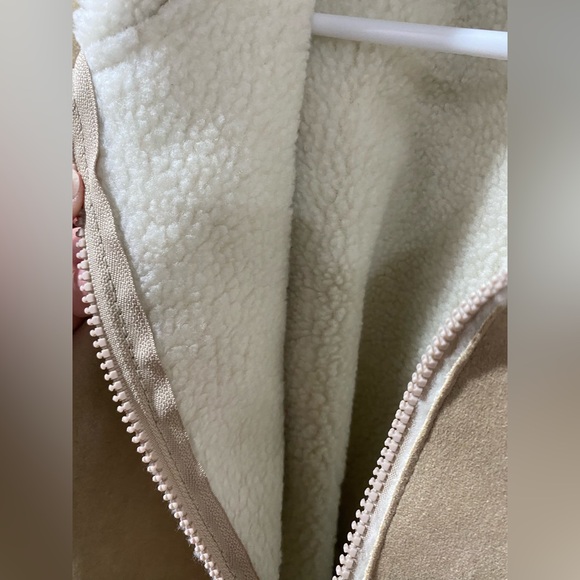 Coldwater Creek, faux suede Sherpa jacket, women’s size PXL, good condition. - Picture 4 of 5